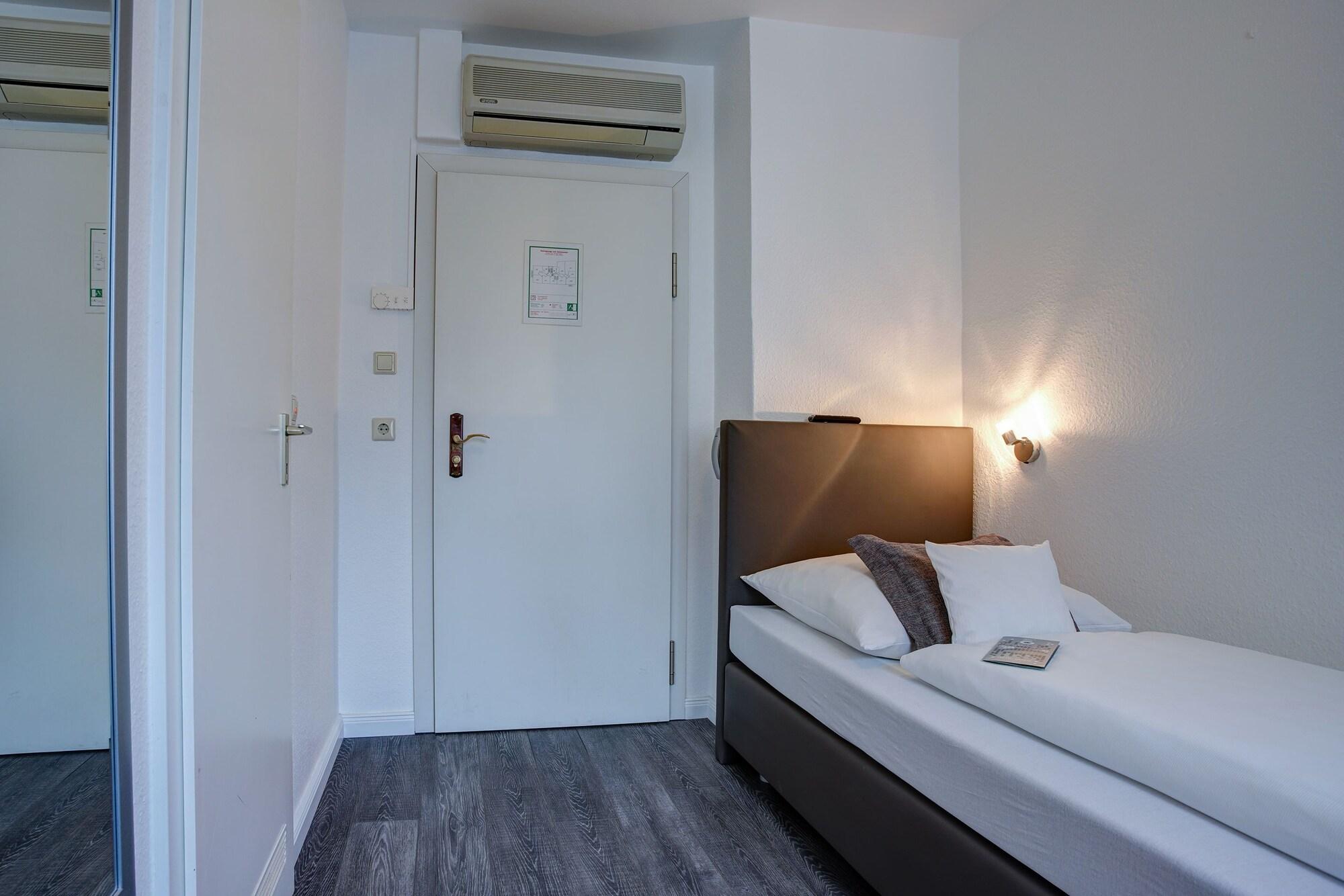 Hotel Atlanta Hannover Exteriör bild
